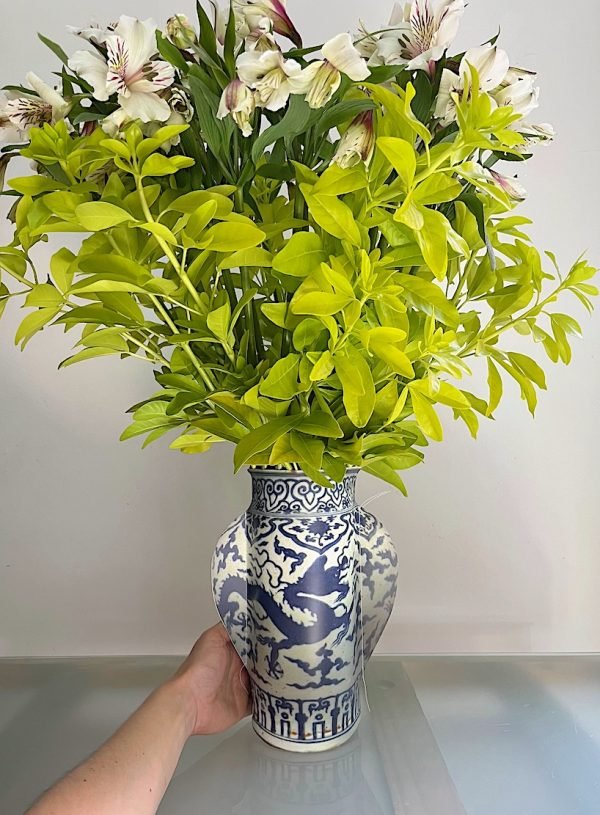 Alstroemerias & jarrón chino - Imagen 2